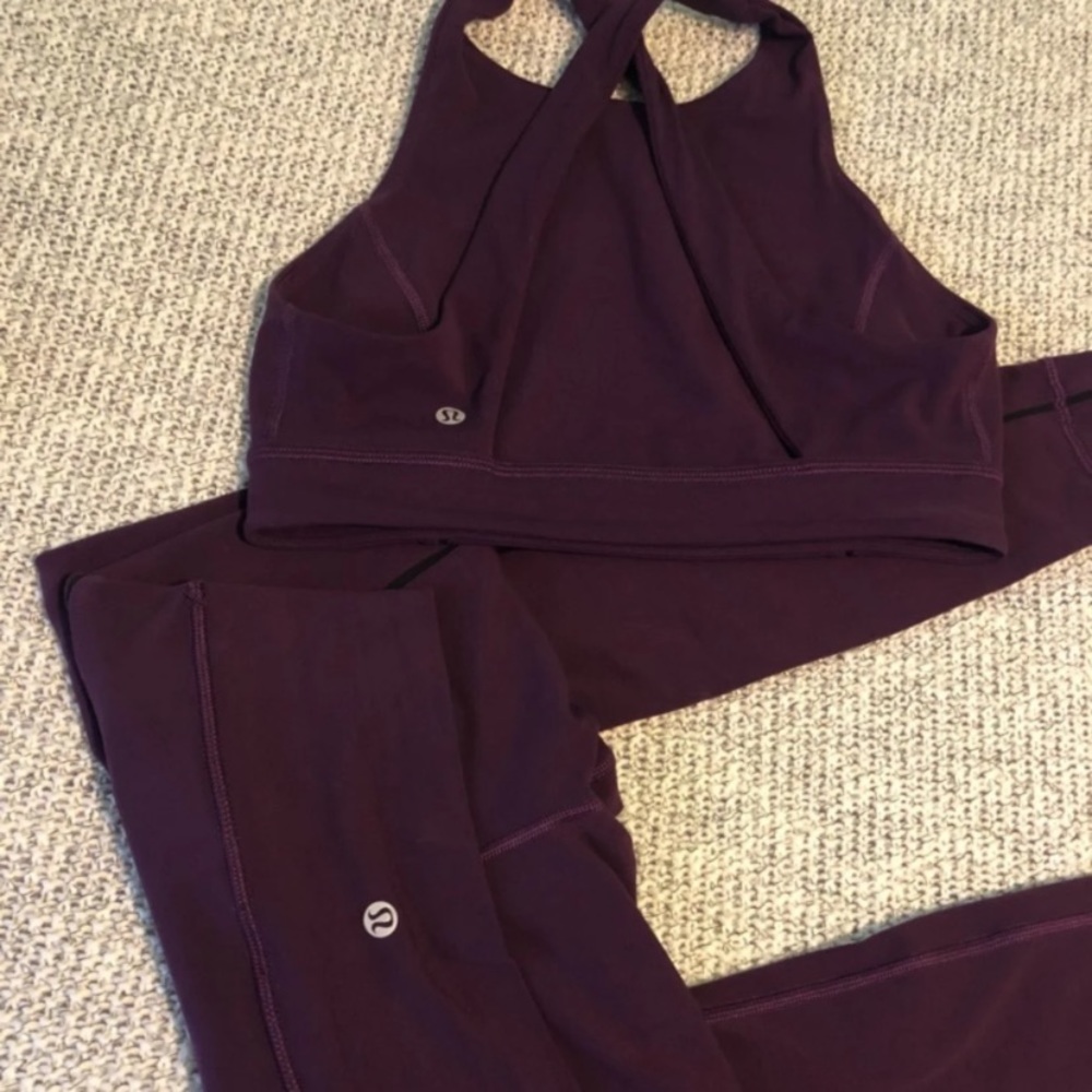 Lululemon leggings and bra set